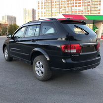 SsangYong Kyron 2.3 AT, 2010, битый, 250 000 км, с пробегом, цена 349 000 руб.