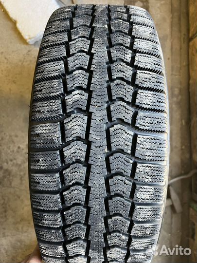 Pirelli Winter Ice Control 205/60 R16