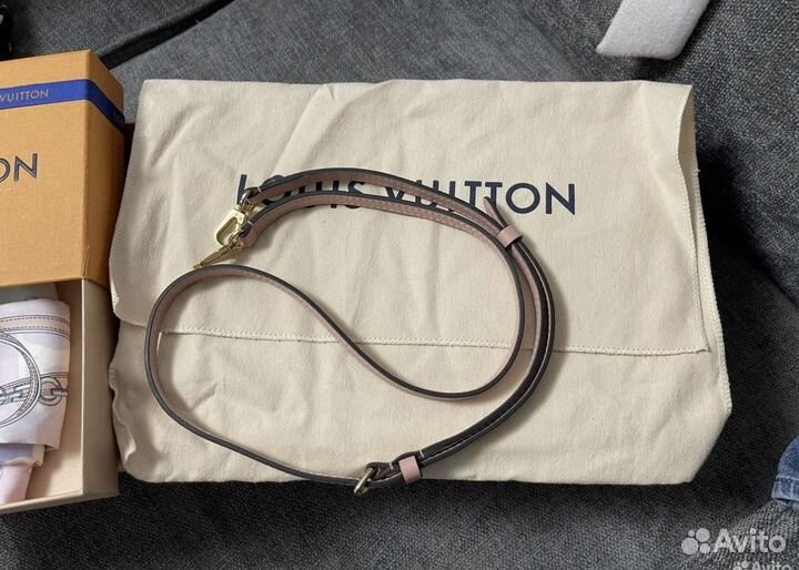 Сумка louis vuitton