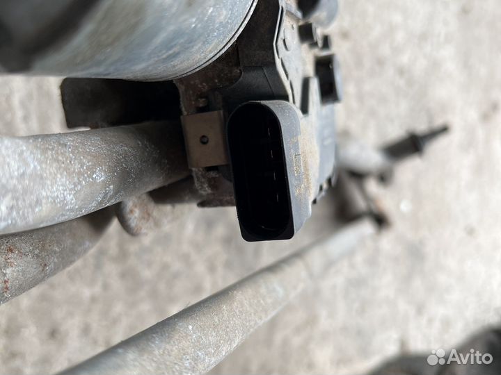 Трапеция дворников Audi A6C6