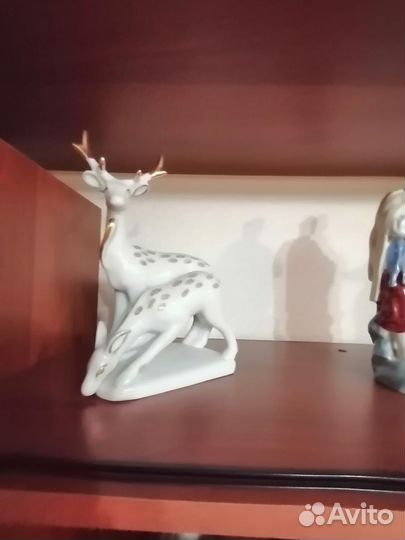 Статуэтки фарфоровые