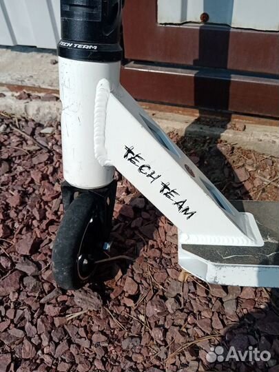 Самокат трюковой