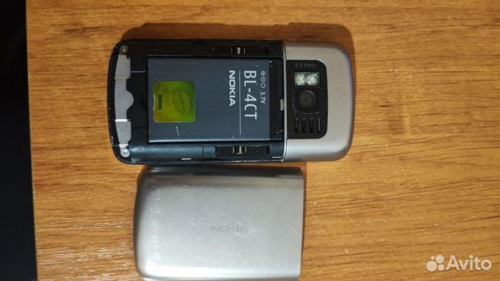 Nokia C6-01