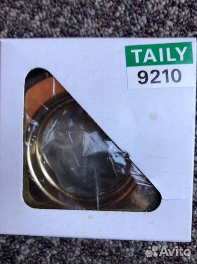 Встраиваемые точечные светильники/ лампы новые