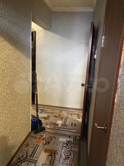 2-к. квартира, 52 м², 3/3 эт.