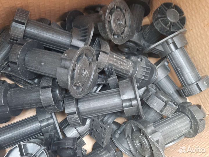 Ножки для кухни 10см регулируемые