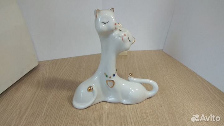 Фарфоровые статуэтки