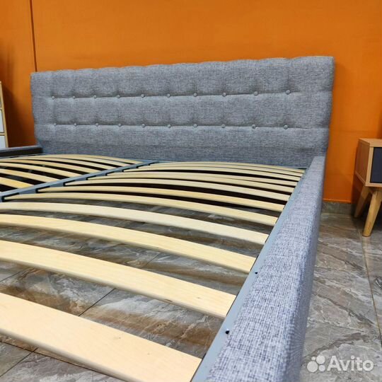 Кровать двухспальная 160х200