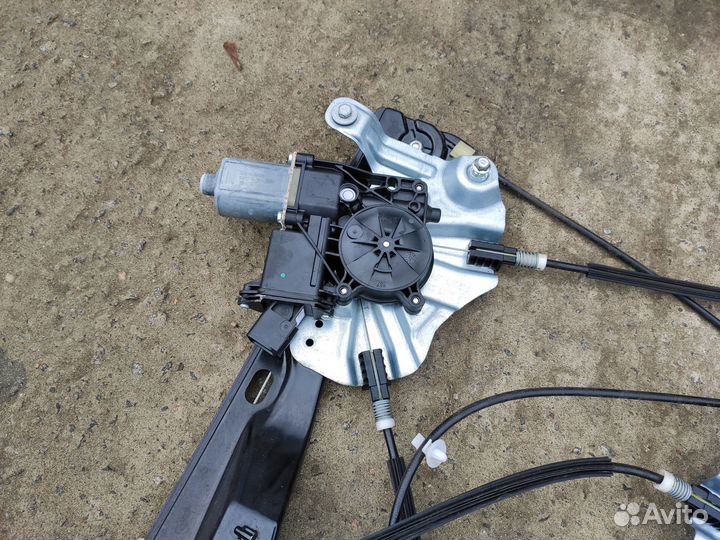 Стеклоподъёмник на Opel Astra J GTC 3Д