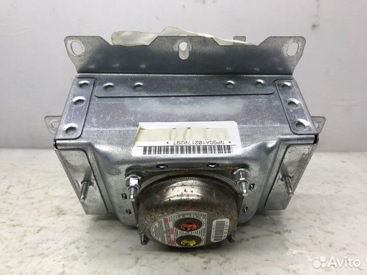 Подушка безопасности Nissan Armada 5.6 2010