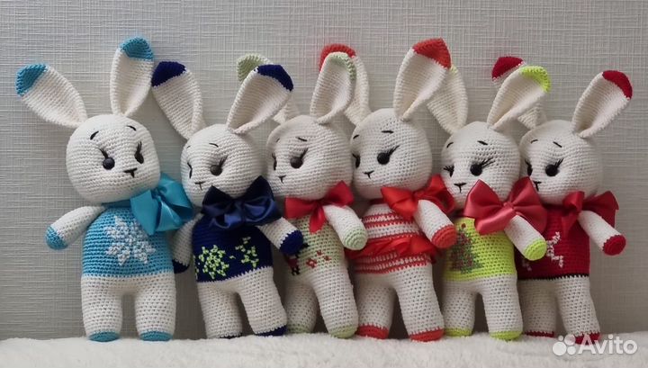 Игрушка заяц связанный крючком