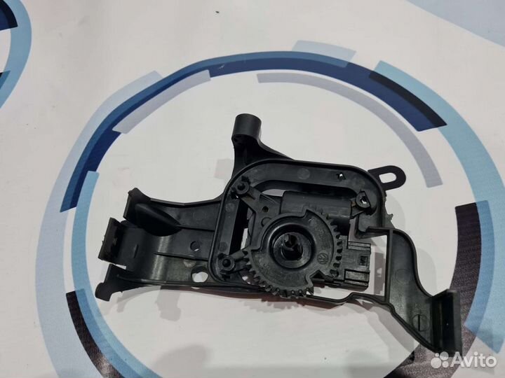 Моторчик заслонки печки Volkswagen Polo (Sed RUS)