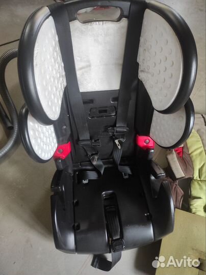 Автокресло Recaro 10-35 кг