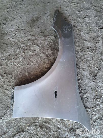 Крыло передная левая на BMW E60