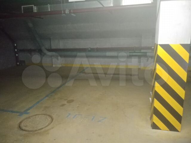 Машиноместо, 25 м²