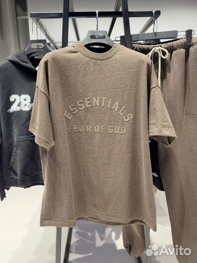 Футболка Fear of God Essentials