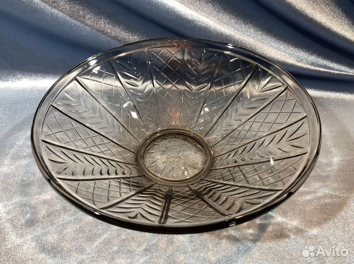 Салатник фруктовница СССР коричневое стекло