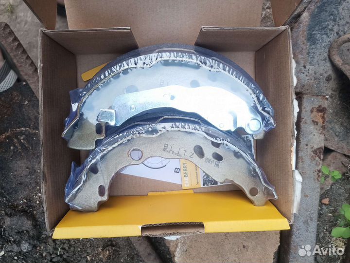 Колодки барабанные