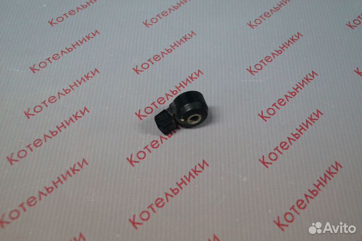 Nissan 22060-30P00 Датчик детонации