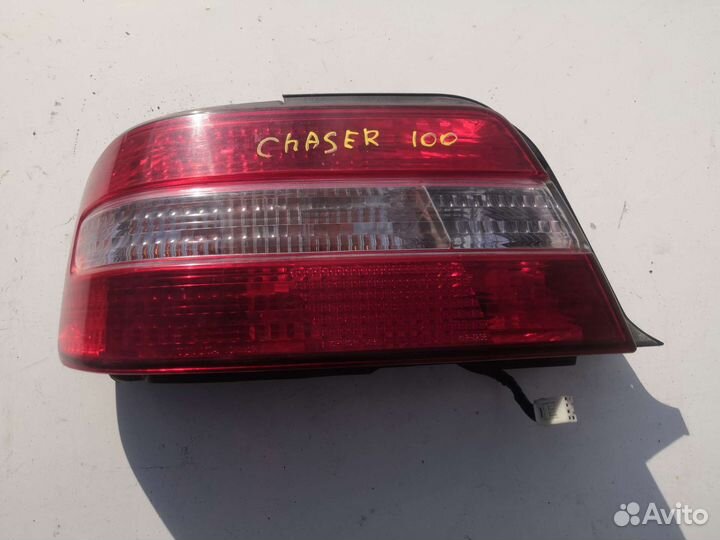 Фонарь левый toyota chaser x100