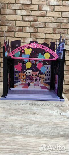 Подиум,показ мод,сцена Littlest Pet Shop LPS