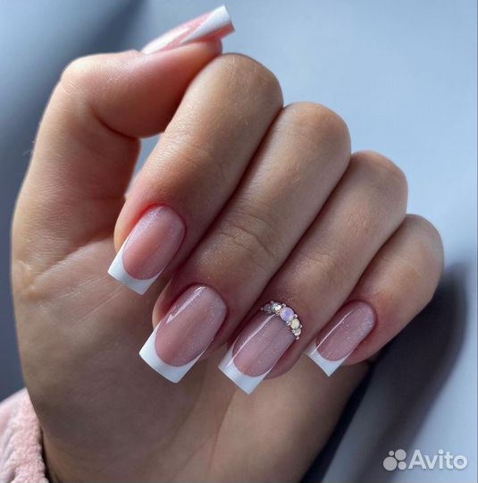 Наращивание ногтей