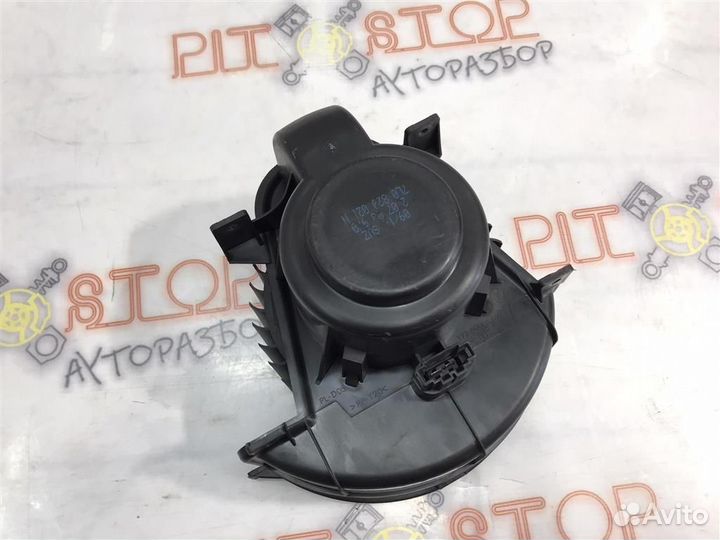 Мотор печки VW Touareg GP (7LA,7L6,7L7) 2006 - 20