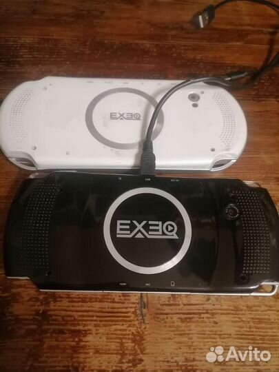 Игровая приставка