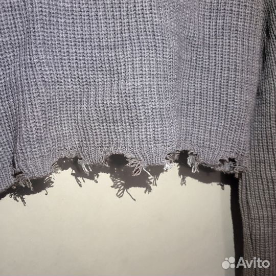 Свитер женский укороченный 44-46