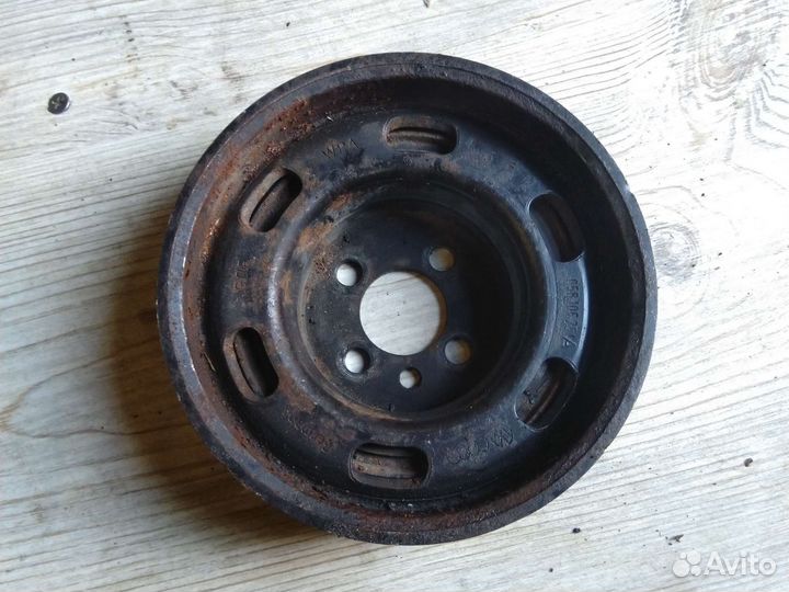 Шкив коленвала