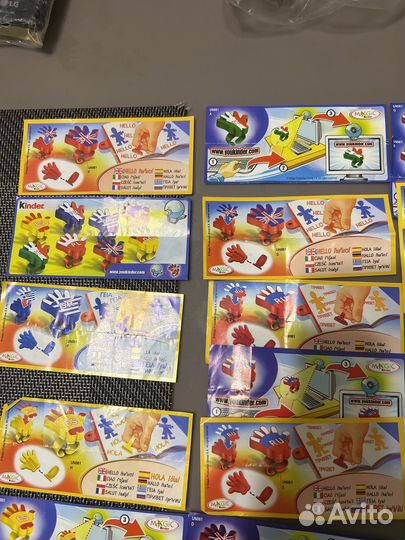 Вкладыши киндер игрушек кольца страны