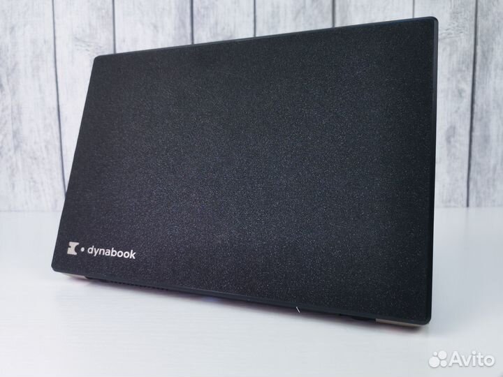 Toshiba Dynabook G83/M (для Японии)
