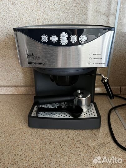 Кофеварка рожковая redmond