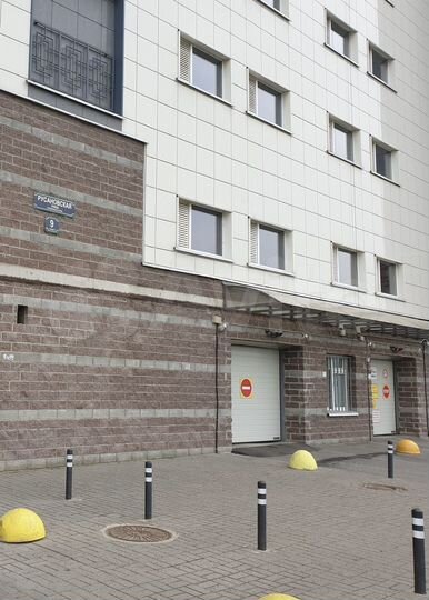 Машиноместо, 10 м²