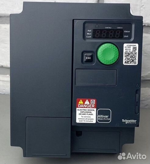 Преобразователь Schneider Electric ATV320U22N4C