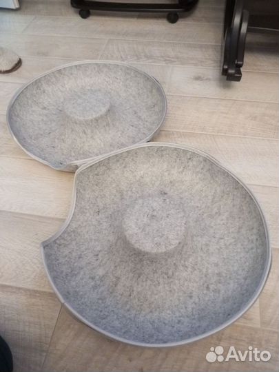 Домик-лежанка новый для кошек, собак