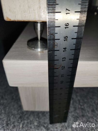 Стойка для аудио аппаратуры