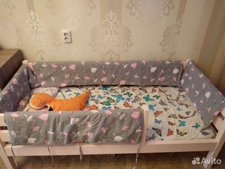 Бортики в детскую кроватку