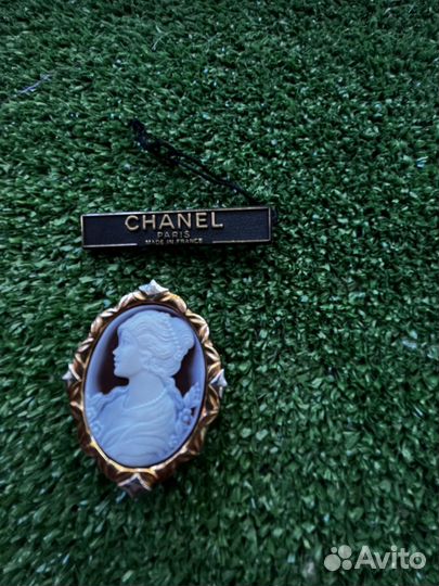Брошь chanel