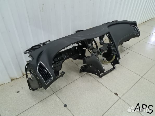 Торпедо с подушкой Инфинити ку 50 оригинал бу