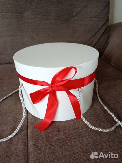 Коробка подарочная