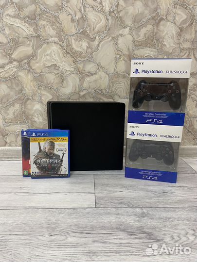 Ps 4 Slim + подписка ps+