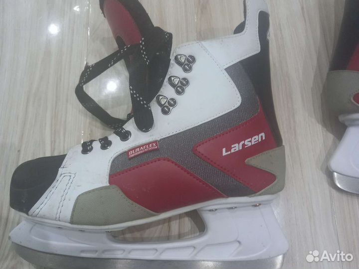 Коньки хоккейные Larsen 41