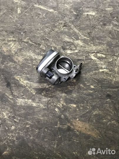 Дросельная заслонка пассат б6