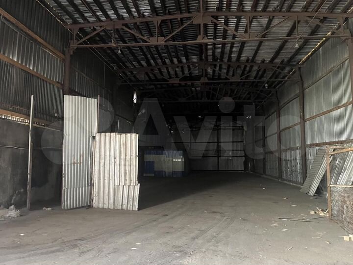 Склад, 700 м²