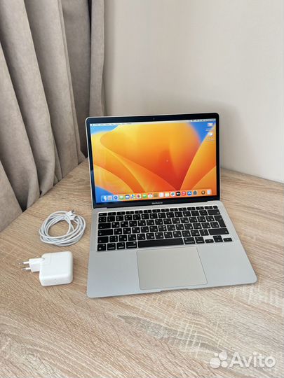 MacBook Air 13 M1