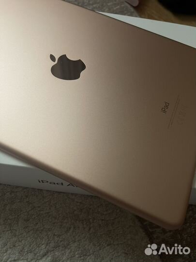 iPad air 2019 64gb gold