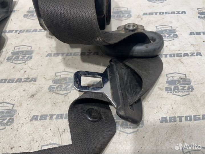 Ремень безопасности передний правый Bmw 3-Series