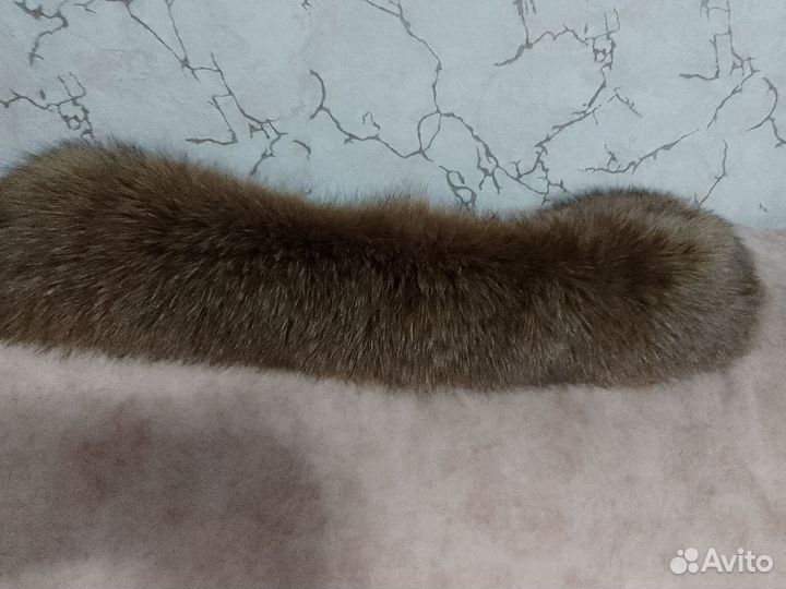 Меховой воротник песец