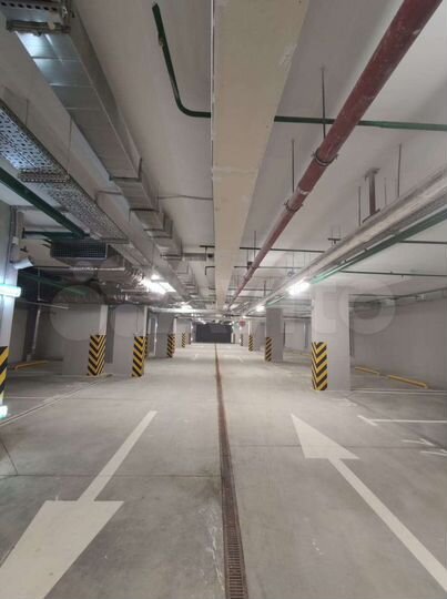 Машиноместо, 16 м²